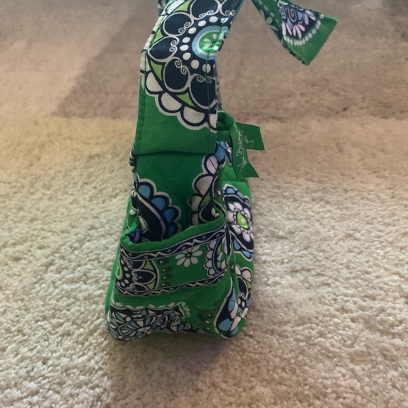 VERA BRADLEY purse!  Retired pattern!  “Cupcakes”. - Picture 3 of 7